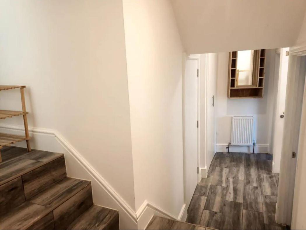 Apartament Stylish 2-Bed Flat, Quick Access To London Sights Zewnętrze zdjęcie