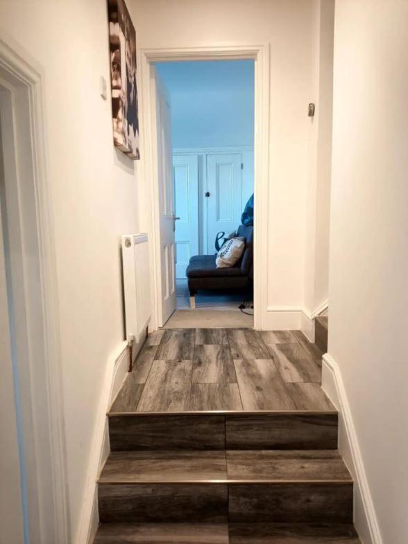 Apartament Stylish 2-Bed Flat, Quick Access To London Sights Zewnętrze zdjęcie