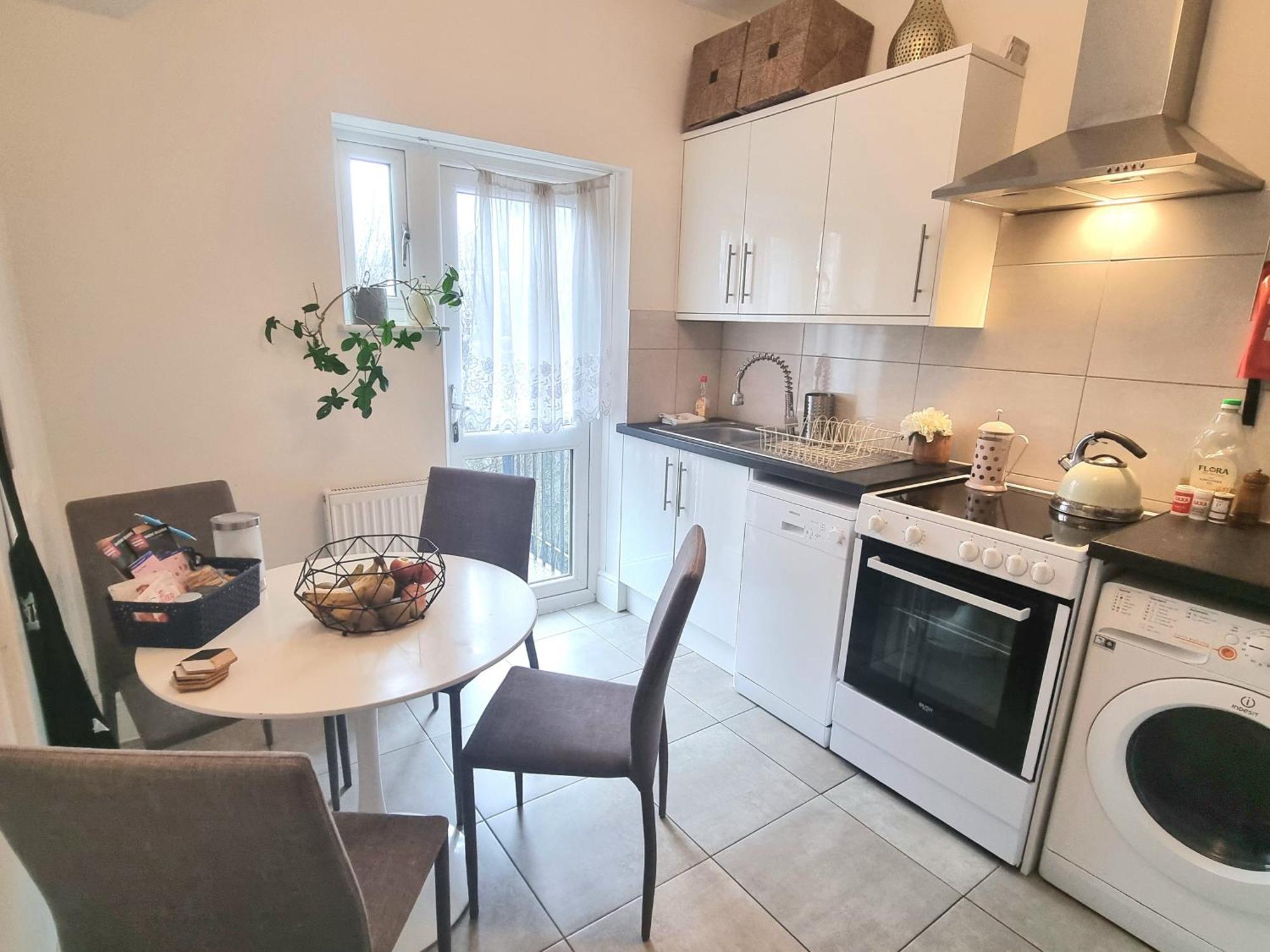 Apartament Stylish 2-Bed Flat, Quick Access To London Sights Zewnętrze zdjęcie