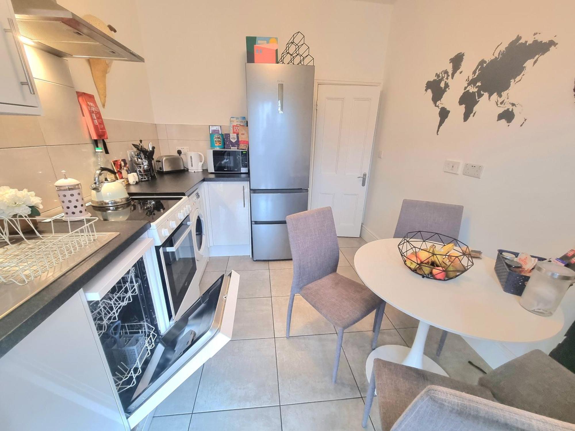 Apartament Stylish 2-Bed Flat, Quick Access To London Sights Zewnętrze zdjęcie